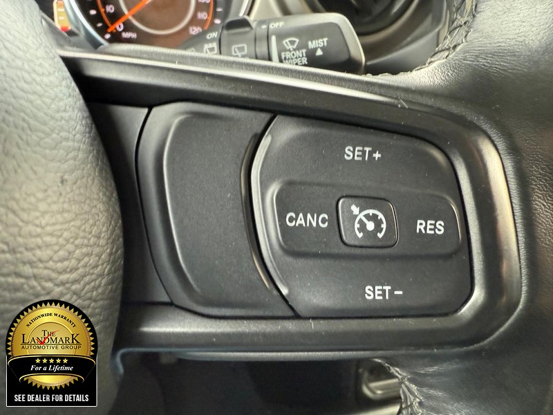 Jeep Wrangler Unlimited Vehicle Full-screen Gallery Image 11