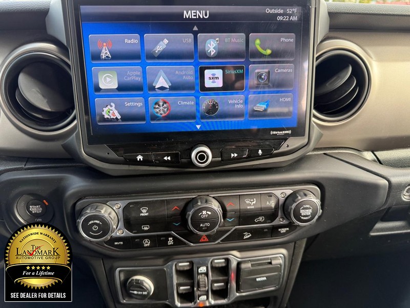 Jeep Wrangler Unlimited Vehicle Full-screen Gallery Image 17