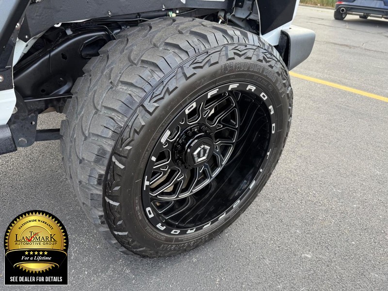 Jeep Wrangler Unlimited Vehicle Full-screen Gallery Image 19