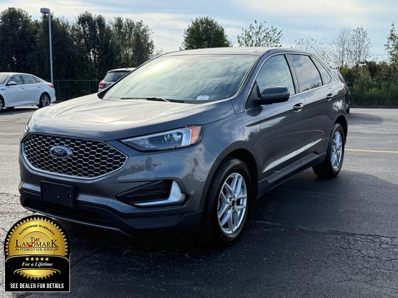 Ford Edge Vehicle Full-screen Gallery Image 5