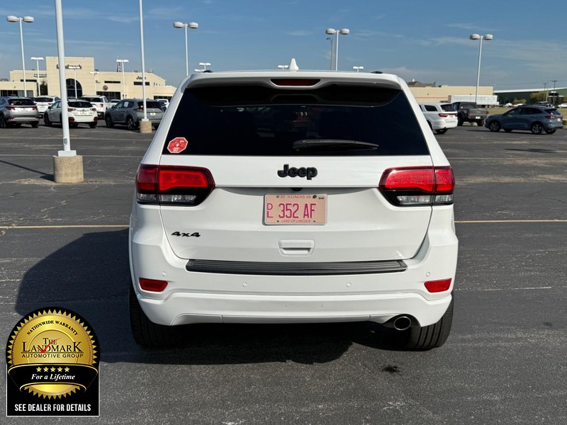 Jeep Grand Cherokee WK Vehicle Full-screen Gallery Image 7