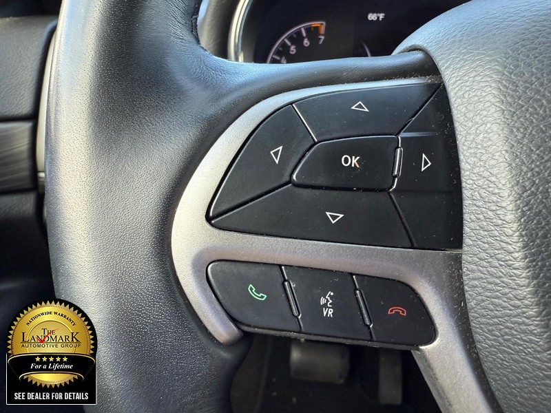 Jeep Grand Cherokee WK Vehicle Full-screen Gallery Image 10