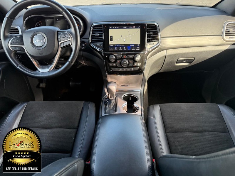 Jeep Grand Cherokee WK Vehicle Full-screen Gallery Image 17