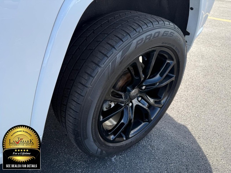 Jeep Grand Cherokee WK Vehicle Full-screen Gallery Image 21