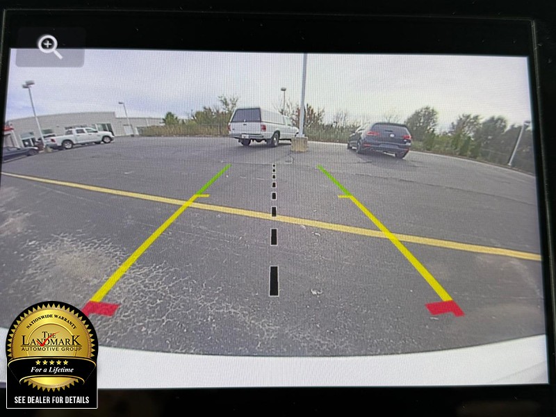 Jeep Grand Cherokee L Vehicle Full-screen Gallery Image 13