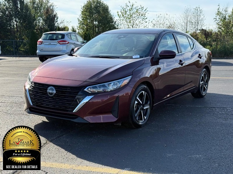 Nissan Sentra Vehicle Full-screen Gallery Image 5