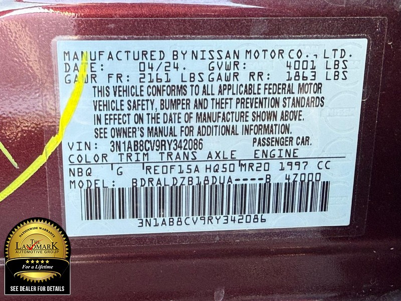 Nissan Sentra Vehicle Full-screen Gallery Image 20