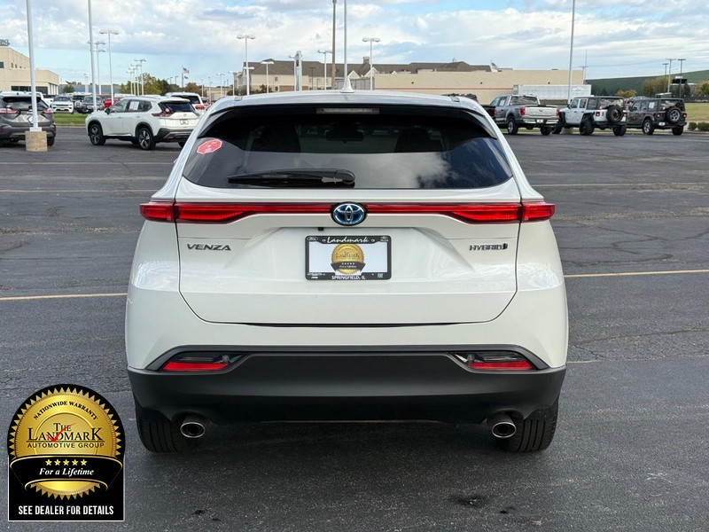 Toyota Venza Vehicle Full-screen Gallery Image 7