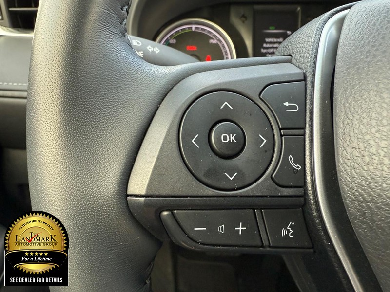 Toyota Venza Vehicle Full-screen Gallery Image 10