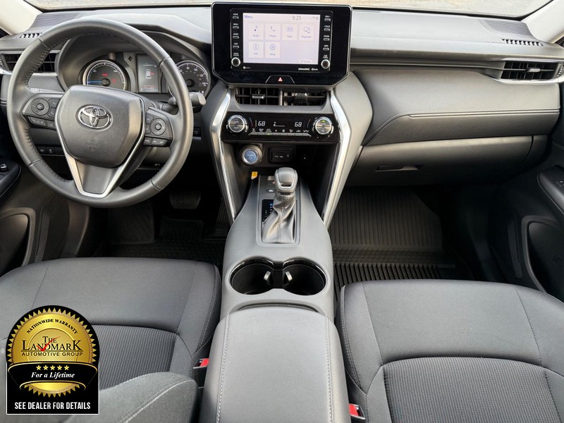 Toyota Venza Vehicle Full-screen Gallery Image 15