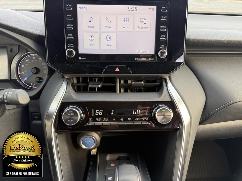 Toyota Venza Vehicle Full-screen Gallery Image 17