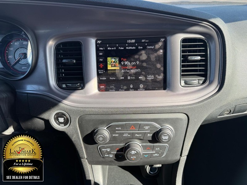 Dodge Charger Vehicle Full-screen Gallery Image 17