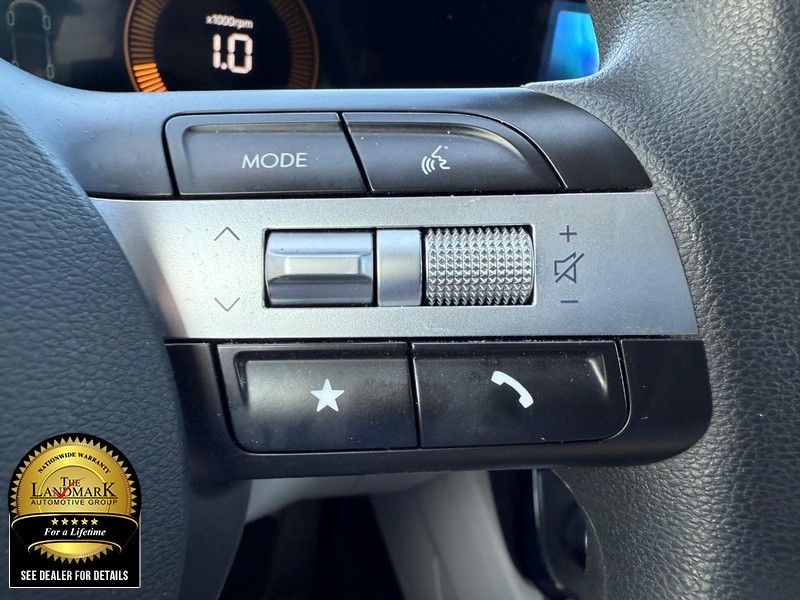 Hyundai Tucson Vehicle Full-screen Gallery Image 11