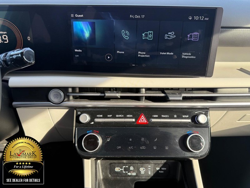 Hyundai Tucson Vehicle Full-screen Gallery Image 18