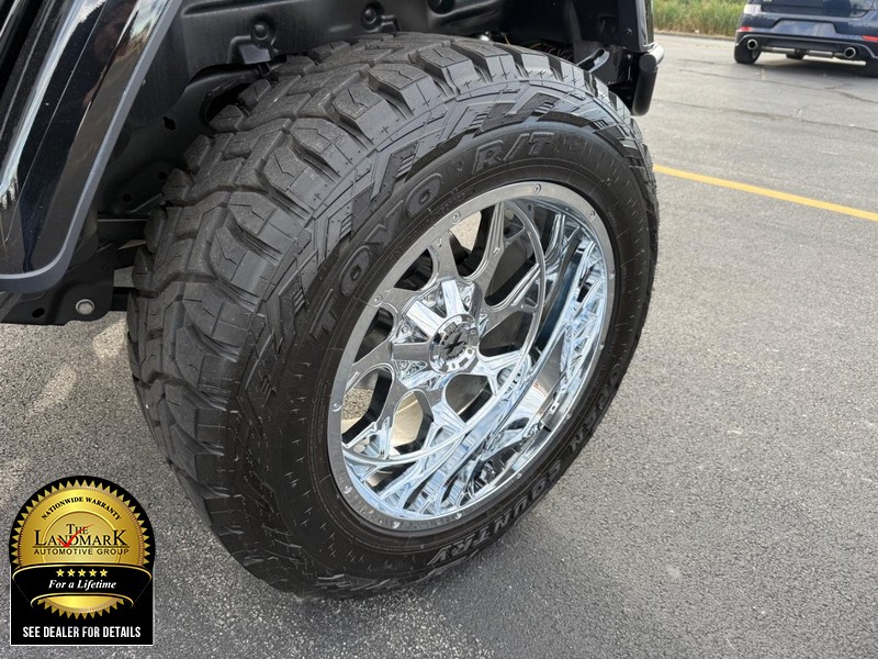 Jeep Wrangler 4xe Vehicle Full-screen Gallery Image 21