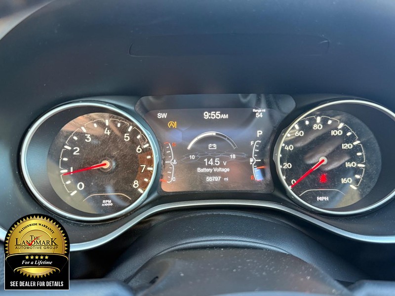 Jeep Compass Vehicle Full-screen Gallery Image 12