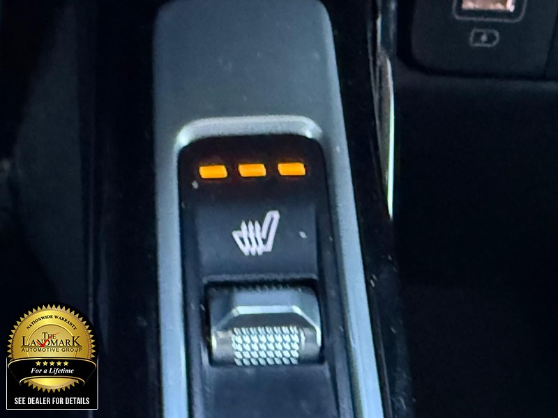 Kia Sorento Vehicle Full-screen Gallery Image 14