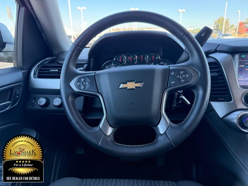 Chevrolet Tahoe Vehicle Full-screen Gallery Image 18