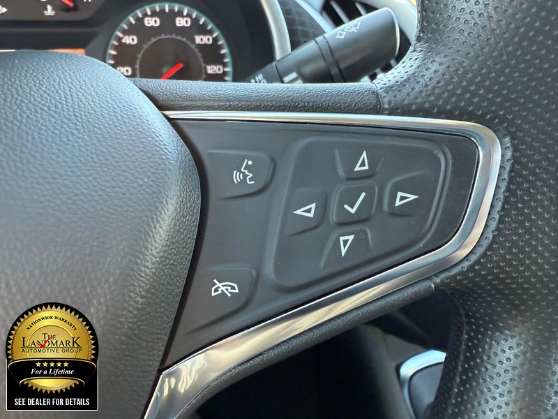 Chevrolet Malibu Vehicle Full-screen Gallery Image 11