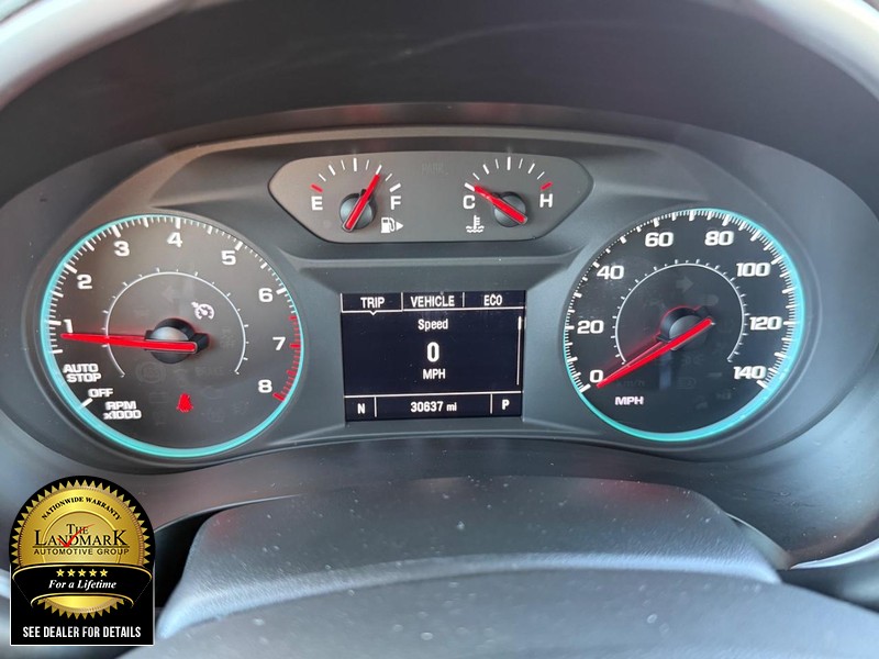 Chevrolet Malibu Vehicle Full-screen Gallery Image 12