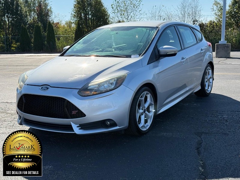 Ford Focus Vehicle Full-screen Gallery Image 5