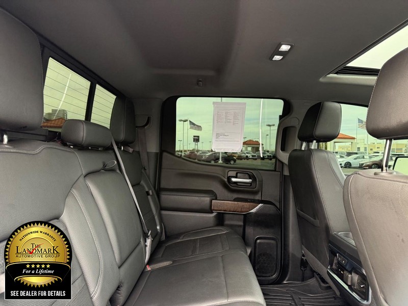 GMC Sierra 1500 Vehicle Full-screen Gallery Image 14