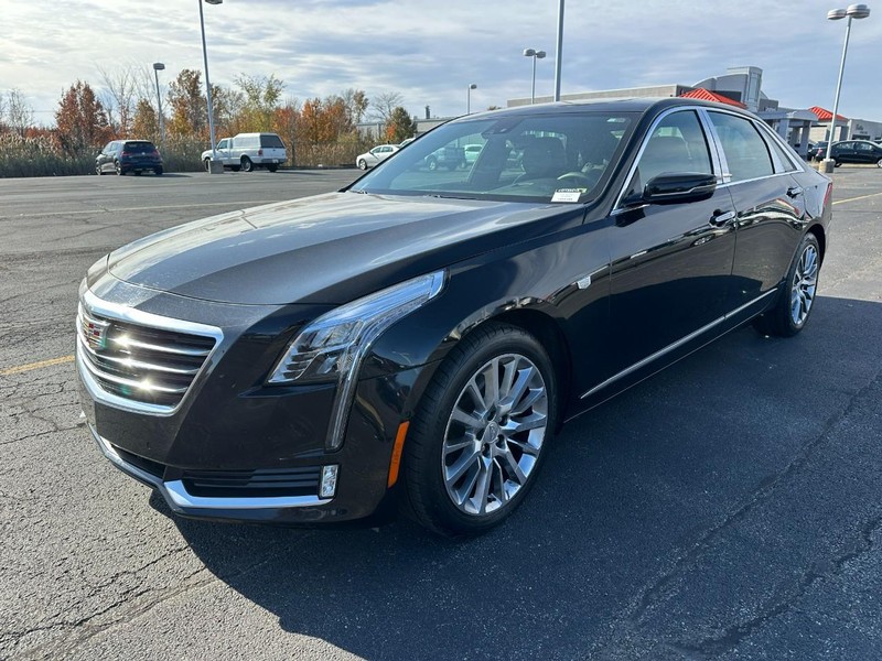 Cadillac CT6 Vehicle Full-screen Gallery Image 08