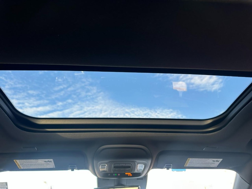 Cadillac CT5-V Vehicle Full-screen Gallery Image 5