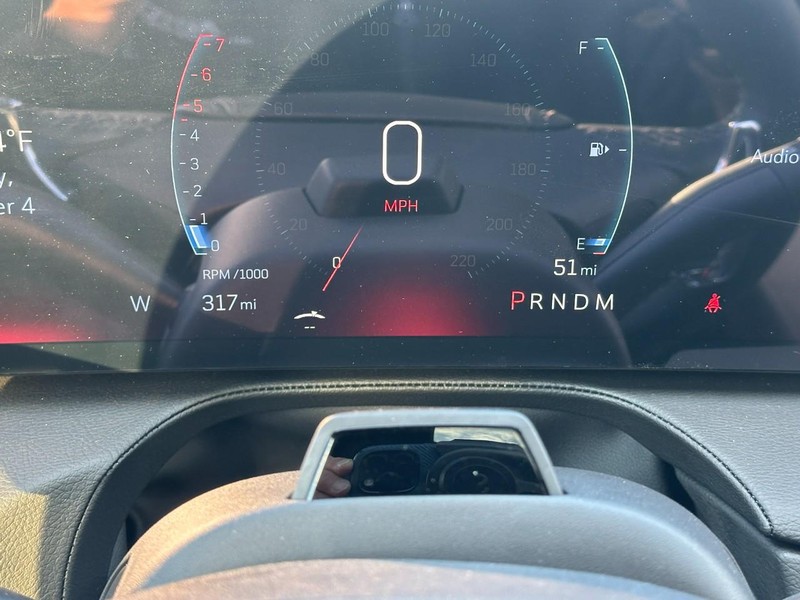 Cadillac CT5-V Vehicle Full-screen Gallery Image 15