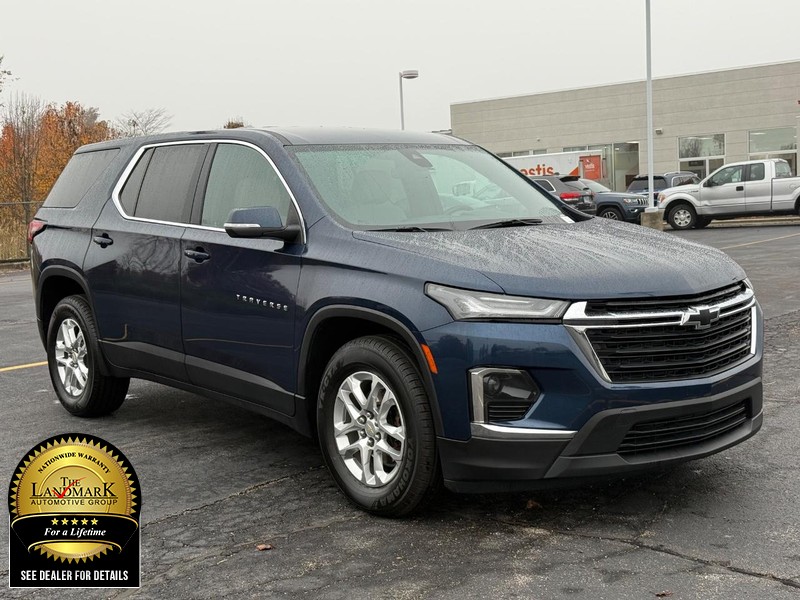 Chevrolet Traverse Vehicle Full-screen Gallery Image 2