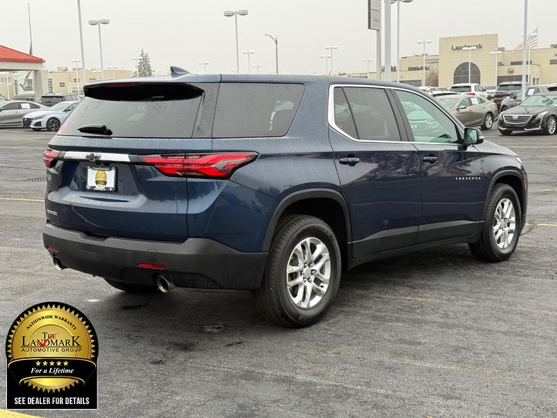 Chevrolet Traverse Vehicle Full-screen Gallery Image 3