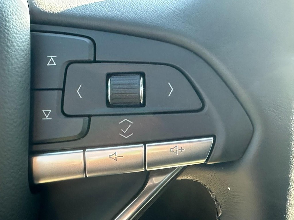 Cadillac XT6 Vehicle Full-screen Gallery Image 14