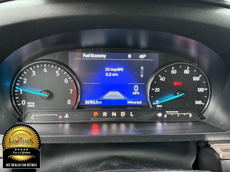 Ford Explorer Vehicle Full-screen Gallery Image 12