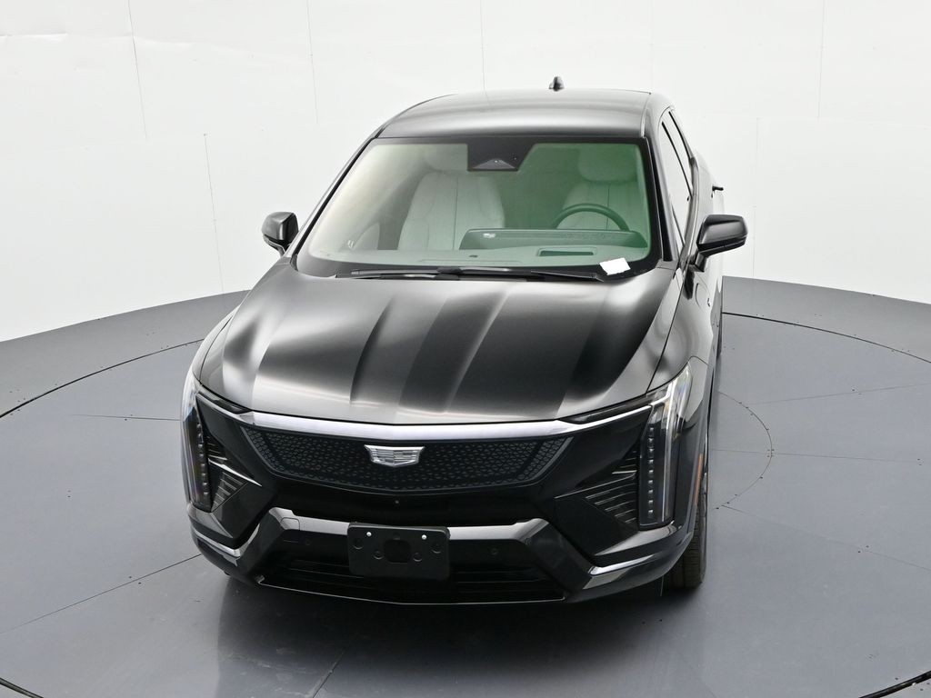 Cadillac OPTIQ Vehicle Full-screen Gallery Image 23