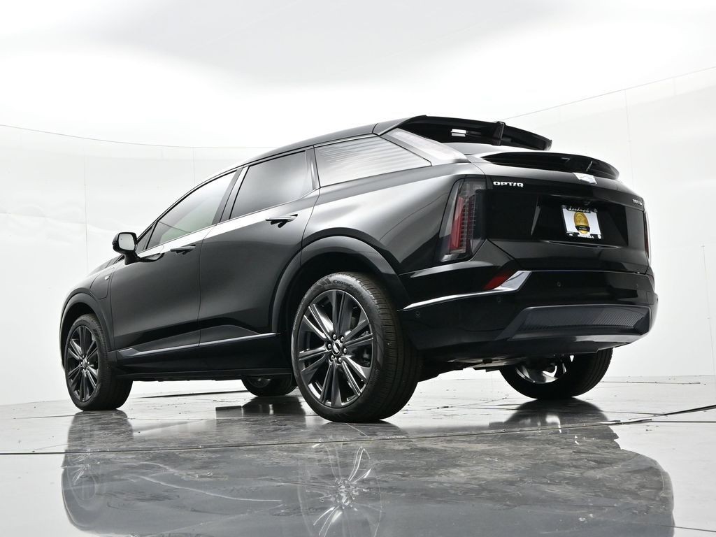Cadillac OPTIQ Vehicle Full-screen Gallery Image 26
