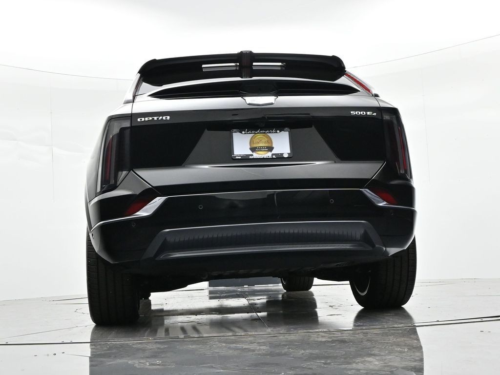 Cadillac OPTIQ Vehicle Full-screen Gallery Image 27