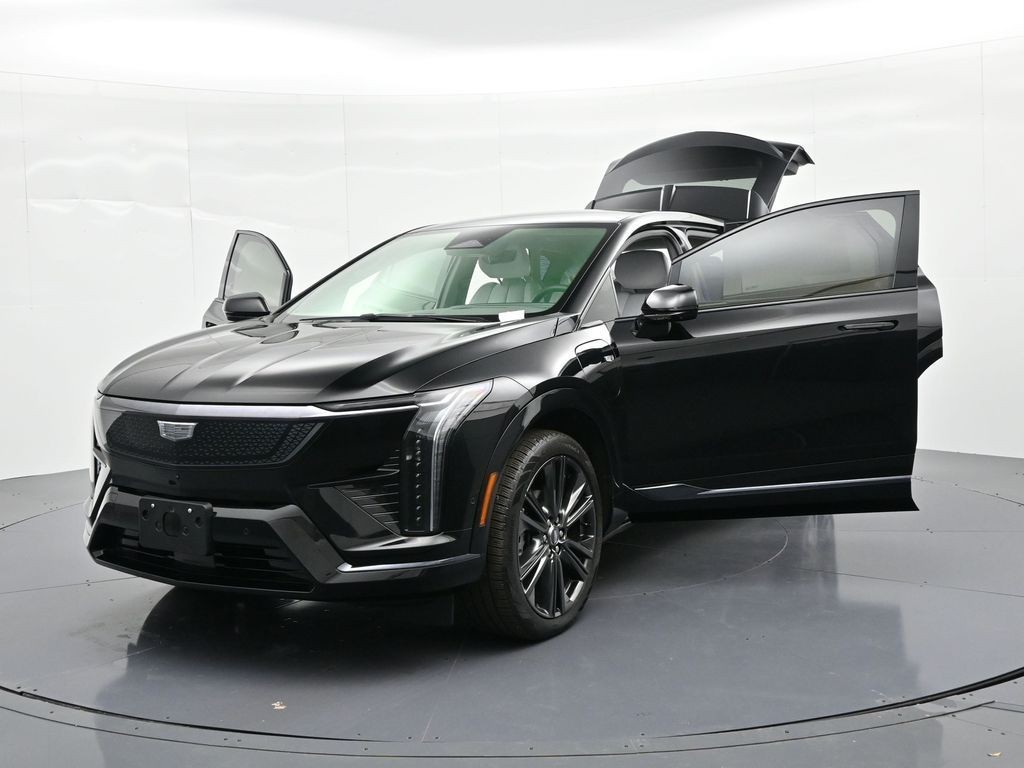 Cadillac OPTIQ Vehicle Full-screen Gallery Image 32