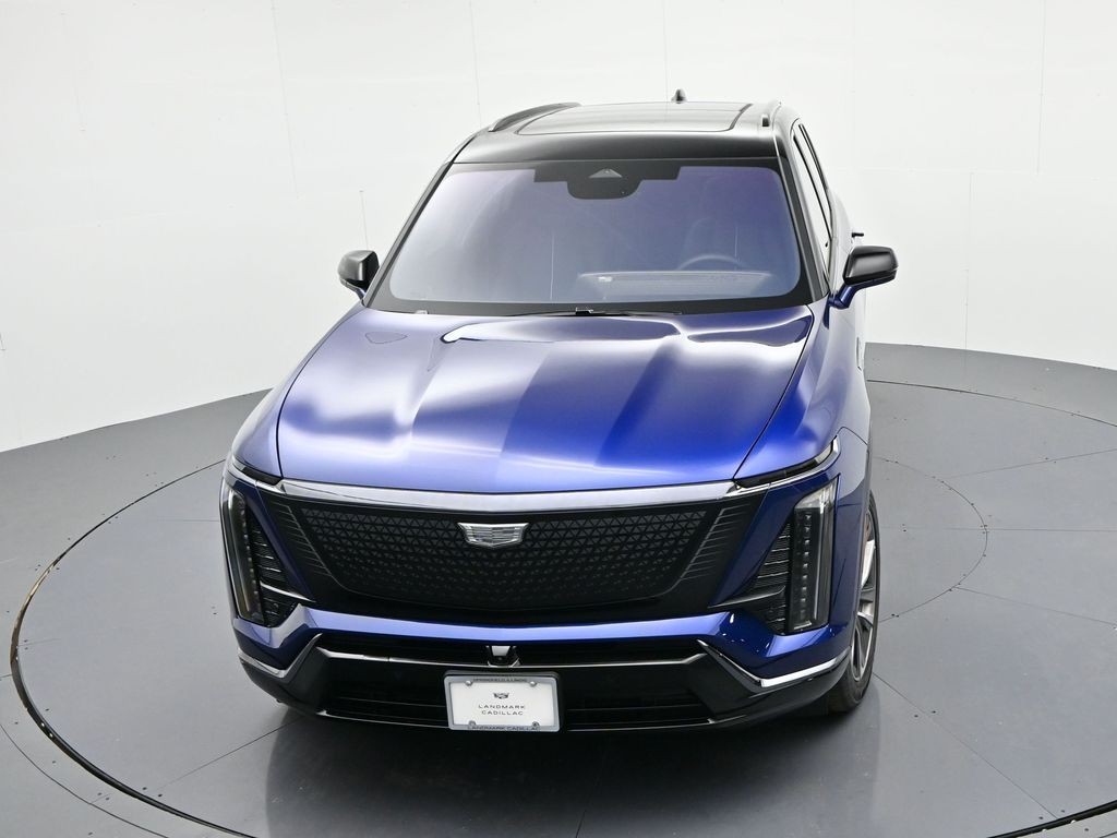 Cadillac VISTIQ Vehicle Full-screen Gallery Image 18