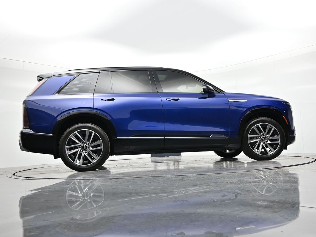 Cadillac VISTIQ Vehicle Full-screen Gallery Image 24