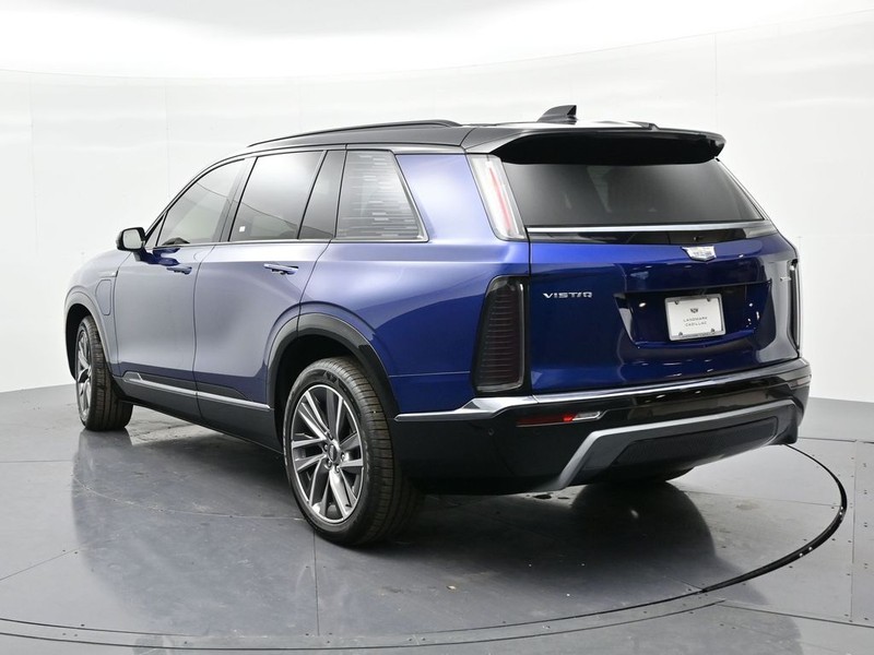 Cadillac VISTIQ Vehicle Full-screen Gallery Image 7