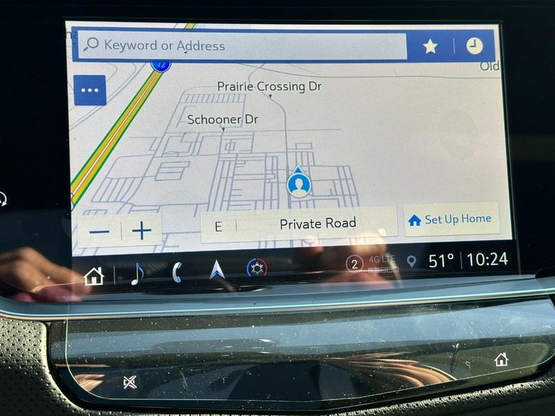 Cadillac XT5 Vehicle Full-screen Gallery Image 15