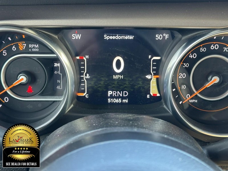 Jeep Wrangler Unlimited Vehicle Full-screen Gallery Image 20