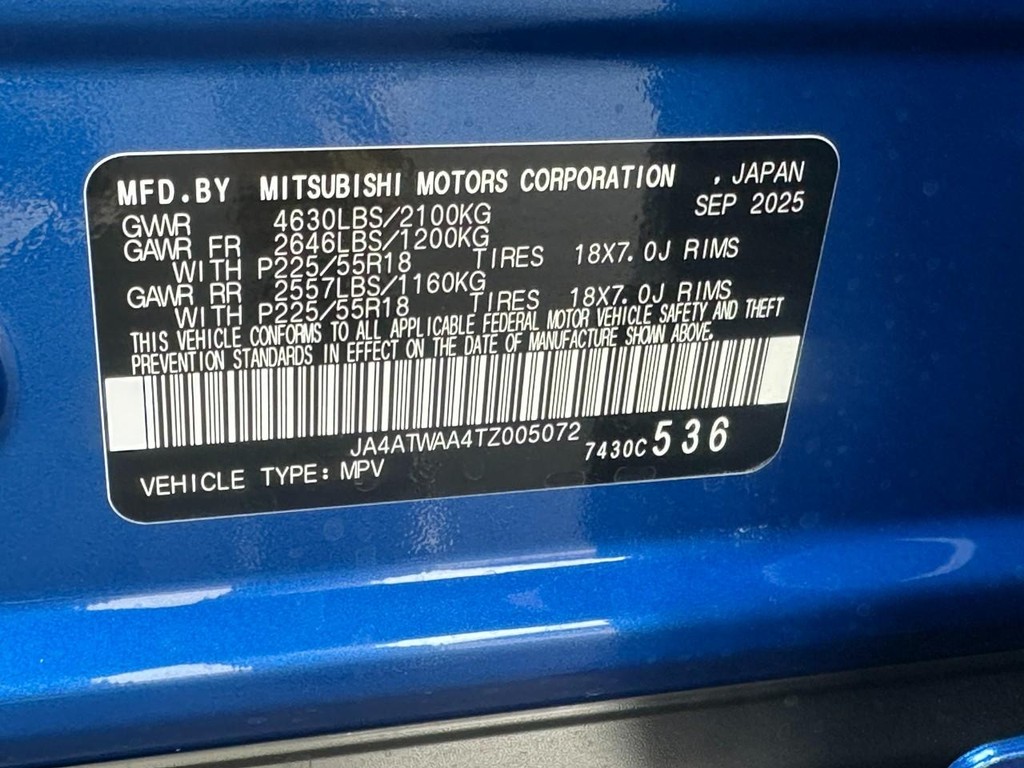 Mitsubishi Eclipse Cross Vehicle Full-screen Gallery Image 17