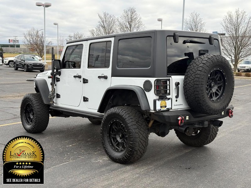 Jeep Wrangler Unlimited Vehicle Full-screen Gallery Image 6