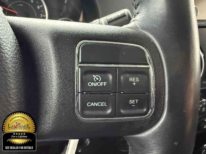 Jeep Wrangler Unlimited Vehicle Full-screen Gallery Image 11