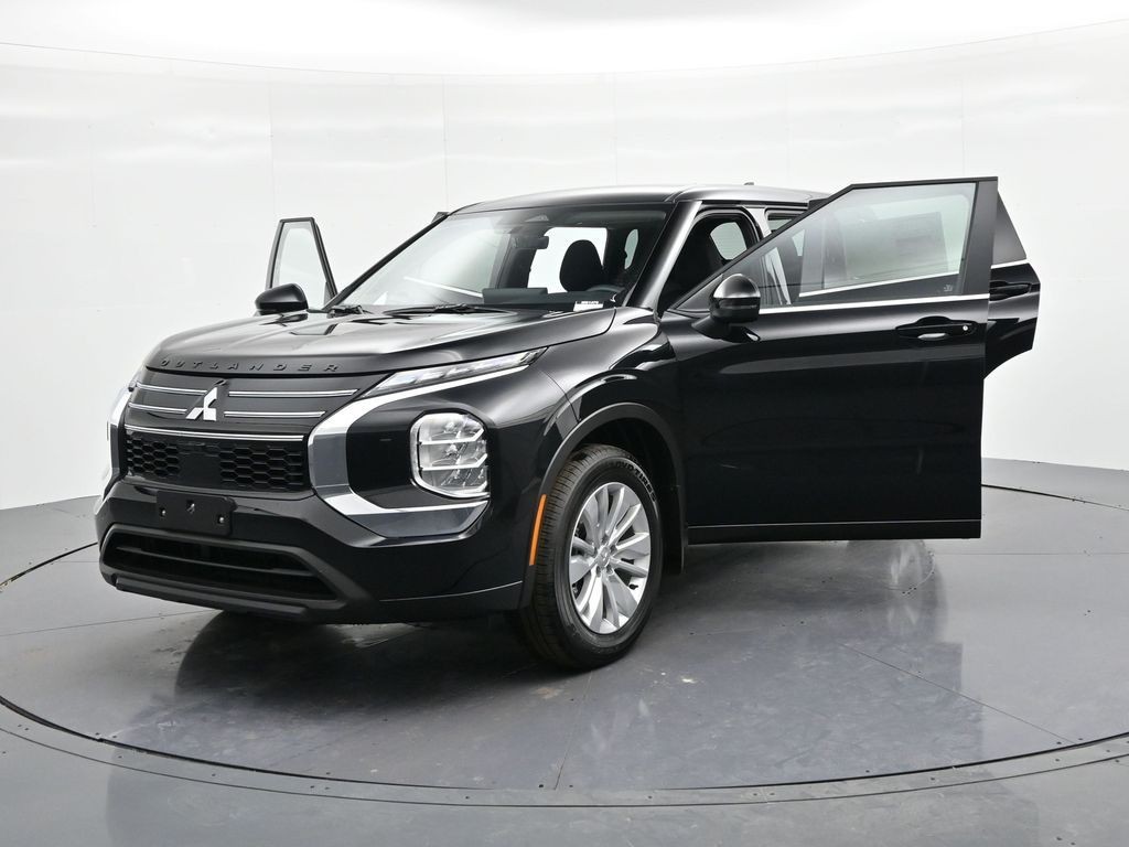 Mitsubishi Outlander Vehicle Full-screen Gallery Image 27