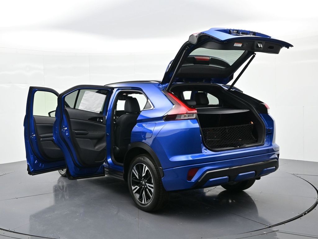 Mitsubishi Eclipse Cross Vehicle Full-screen Gallery Image 29