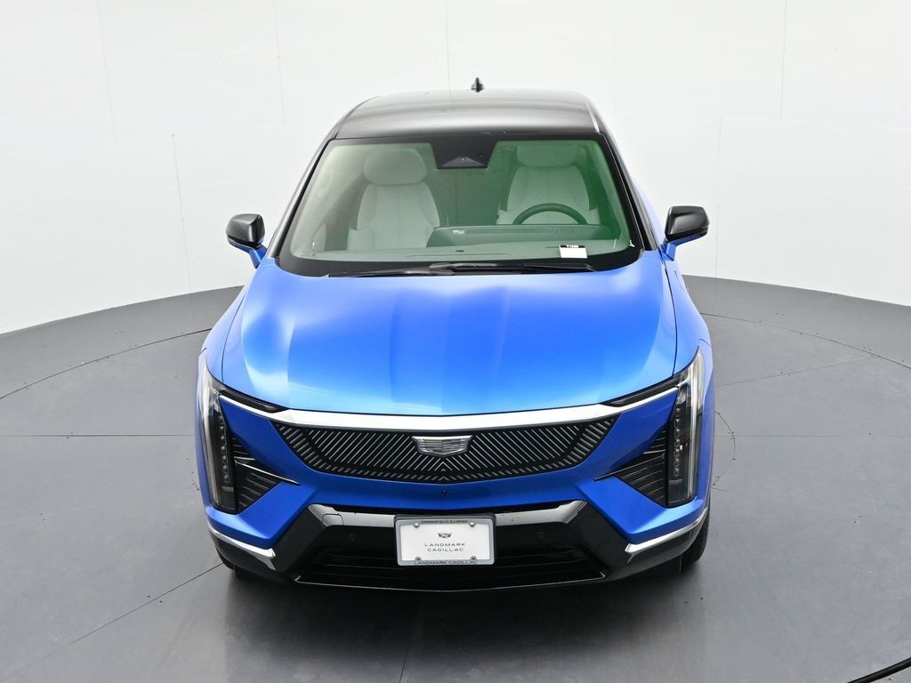 Cadillac OPTIQ Vehicle Full-screen Gallery Image 16