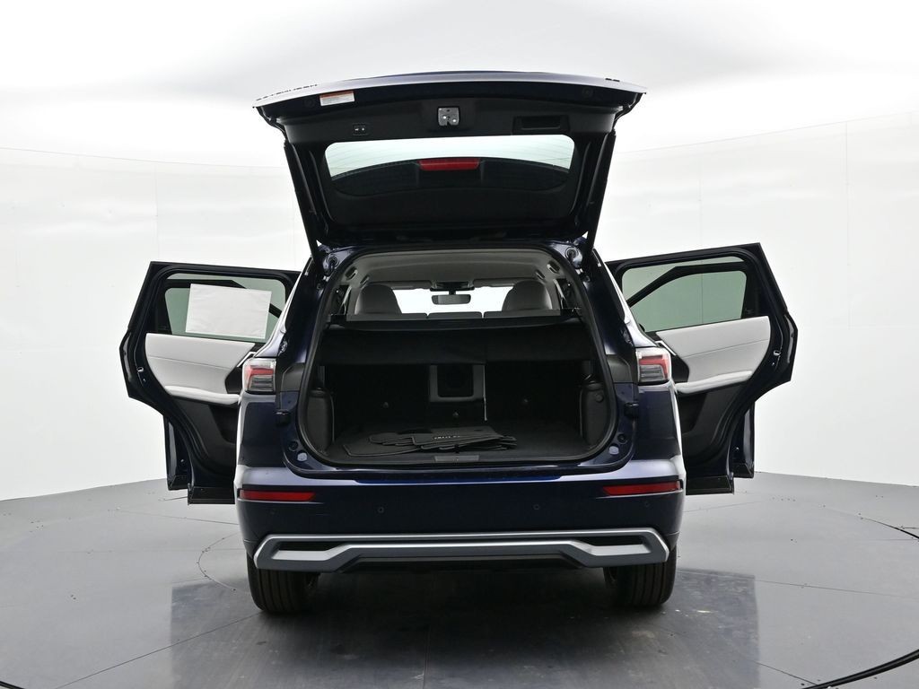 Mitsubishi Outlander Vehicle Full-screen Gallery Image 27