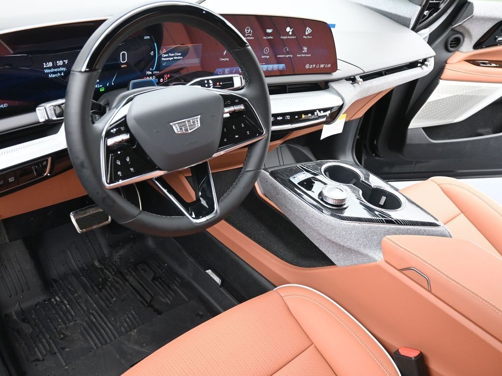 Cadillac OPTIQ Vehicle Full-screen Gallery Image 12